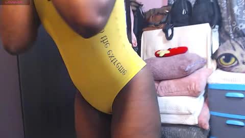 Alanalaurent15 online show from May 1, 12:19 pm