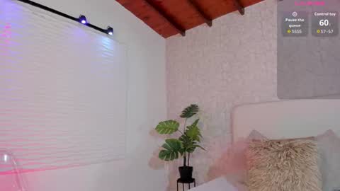 alannarouge online show from July 5, 12:44 pm