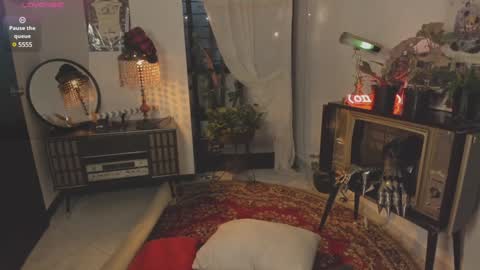 Snapshot of alaskagrace chatting on January 4, 3:07 am Alaska Grace       online show from January 4, 3:07 am