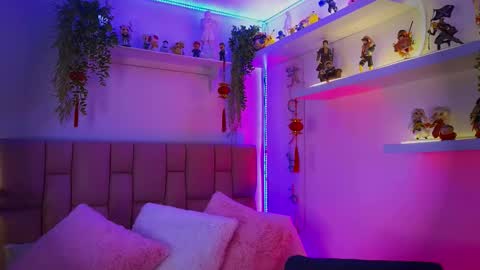 albaandthayron online show from October 22, 12:10 pm