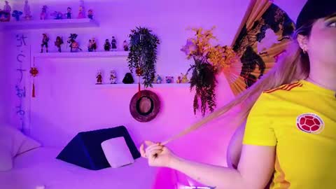 albaandthayron online show from June 17, 12:17 pm