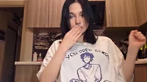 Im Katrina online show from February 15, 3:55 pm