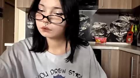 Im Katrina online show from March 18, 1:38 pm