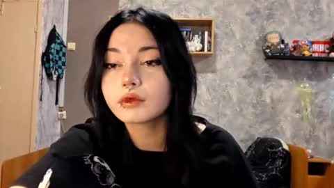 Im Katrina online show from December 2, 9:55 am