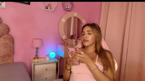 aldana_stone online show from May 12, 1:14 am