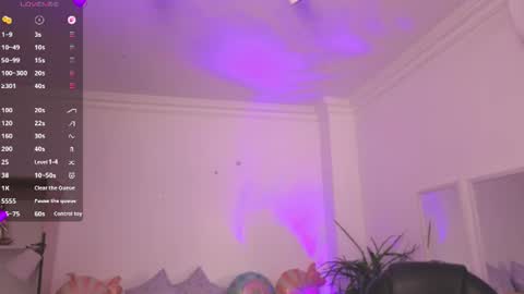 Alejandra online show from June 20, 11:36 am