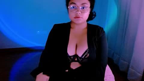 Alejandra  online show from November 28, 2:25 am