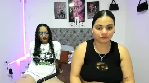 alejandra_evanss online show from June 22, 3:25 am