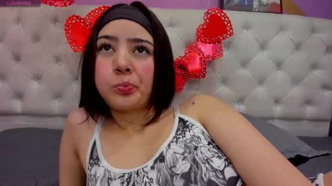 Alejita699 online show from March 5, 4:13 am