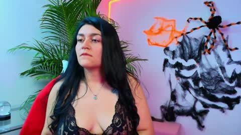 aleja online show from October 15, 3:53 am