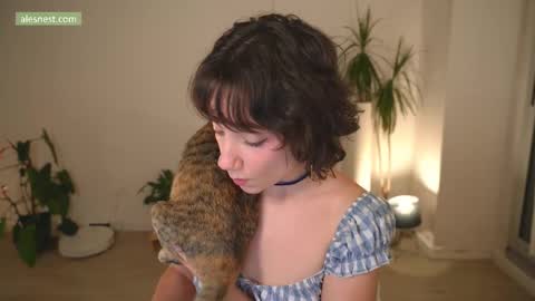 Ale online show from March 18, 11:53 pm