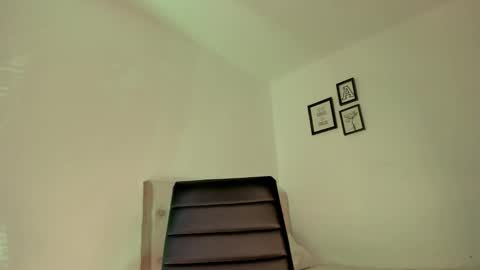 Alesay online show from November 9, 5:25 am