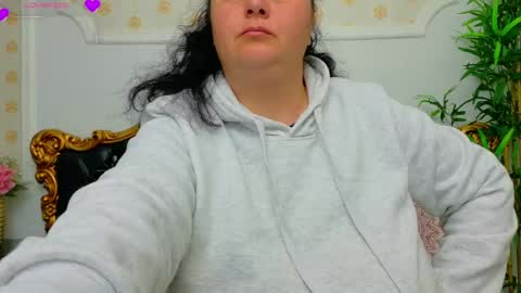 alesha_arabian_ online show from April 23, 3:14 am