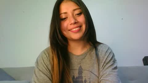 QUEEN OFF MILk  IM BACK  15 NOV online show from October 21, 1:53 am