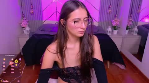 Alessia online show from June 10, 3:54 pm
