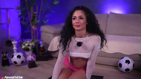 Alessia online show from June 25, 9:05 pm