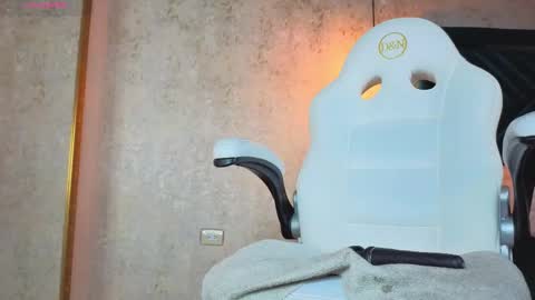 Alessia online show from January 19, 10:44 am