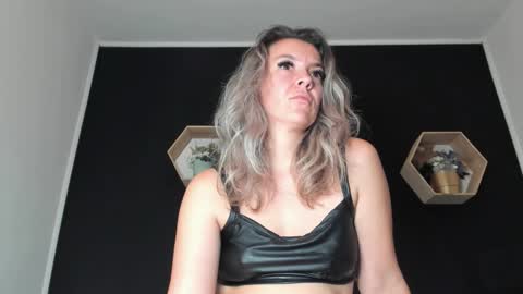 alesys69 online show from September 23, 10:30 pm