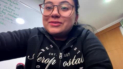 Alejandra online show from October 5, 6:18 am