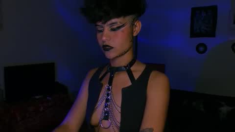 Alex online show from December 19, 4:59 am