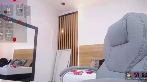 Alexa Forbes online show from July 24, 3:04 am
