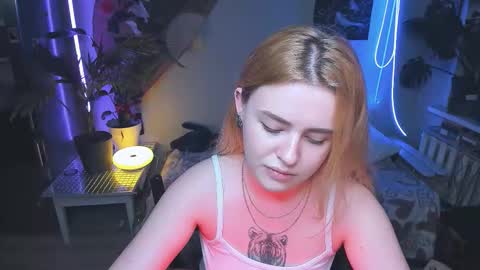 alexa_pirs online show from October 18, 8:32 pm