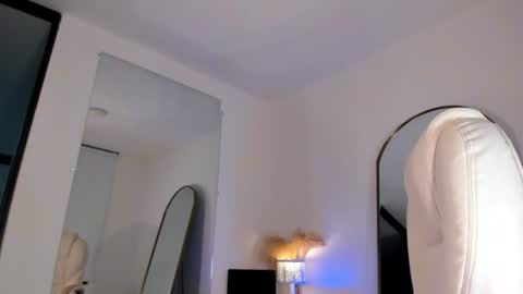 alexa_tobar online show from June 14, 2:24 am