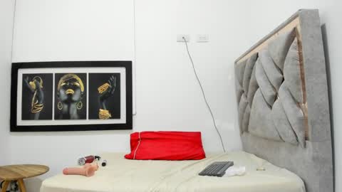 alexxa online show from December 17, 3:28 am