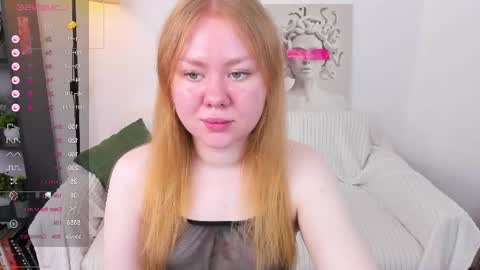 alexaabee online show from June 12, 8:22 am