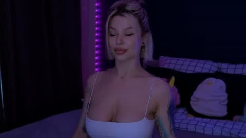 Alexa Mason online show from July 14, 2:05 am