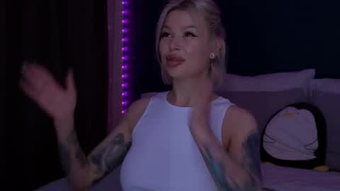 Alexa Mason online show from June 6, 2:18 am