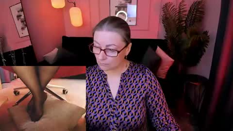 Alexandra online show from April 29, 9:09 pm