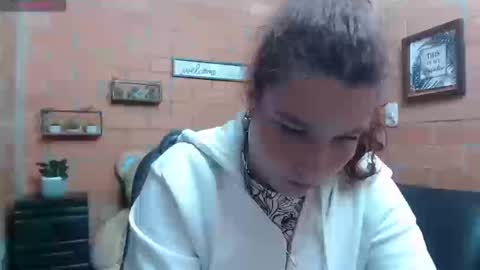 Snapshot of alexatai chatting on September 9, 12:32 am alexatai online show from September 9, 12:32 am