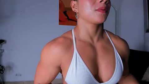 alexiafit online show from December 1, 8:11 pm