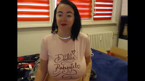 alexie33 online show from December 4, 10:06 am