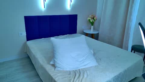 alexis_lovelyy online show from July 13, 8:48 am