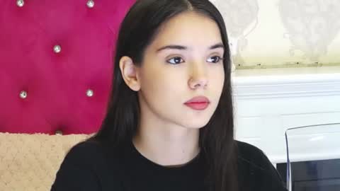alexisdevine online show from June 24, 4:22 am