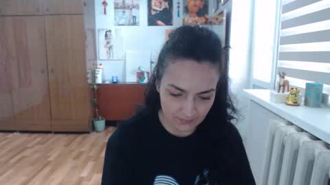 AlexisMillers online show from May 2, 9:12 am