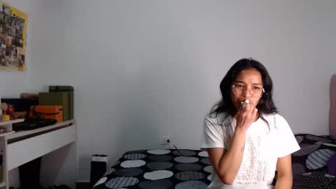 Alia  online show from November 21, 1:24 pm