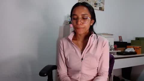 Alia  online show from April 30, 5:51 pm