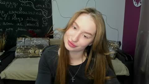 Alica online show from April 22, 6:05 pm