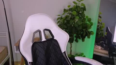 your Alice online show from January 15, 9:41 pm