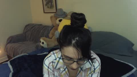 Alice Asks online show from December 7, 4:53 am