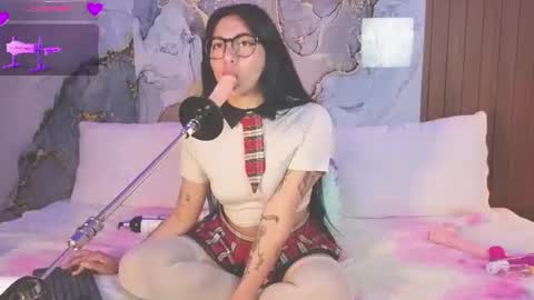 Mey online show from July 17, 2:54 pm