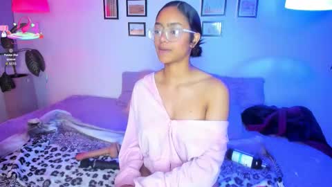 alice_simmons online show from February 27, 1:00 pm