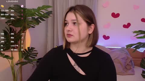 Alice  online show from February 3, 3:27 pm