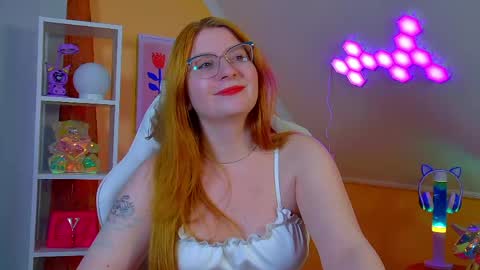 Alice online show from May 2, 9:18 pm