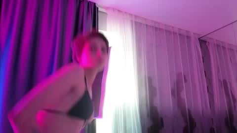 Your sweet Alice INST alicebellies online show from June 18, 3:06 pm