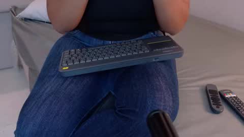alicecoffin online show from February 23, 10:31 pm