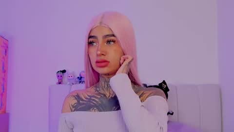 Alice  online show from November 2, 4:10 pm